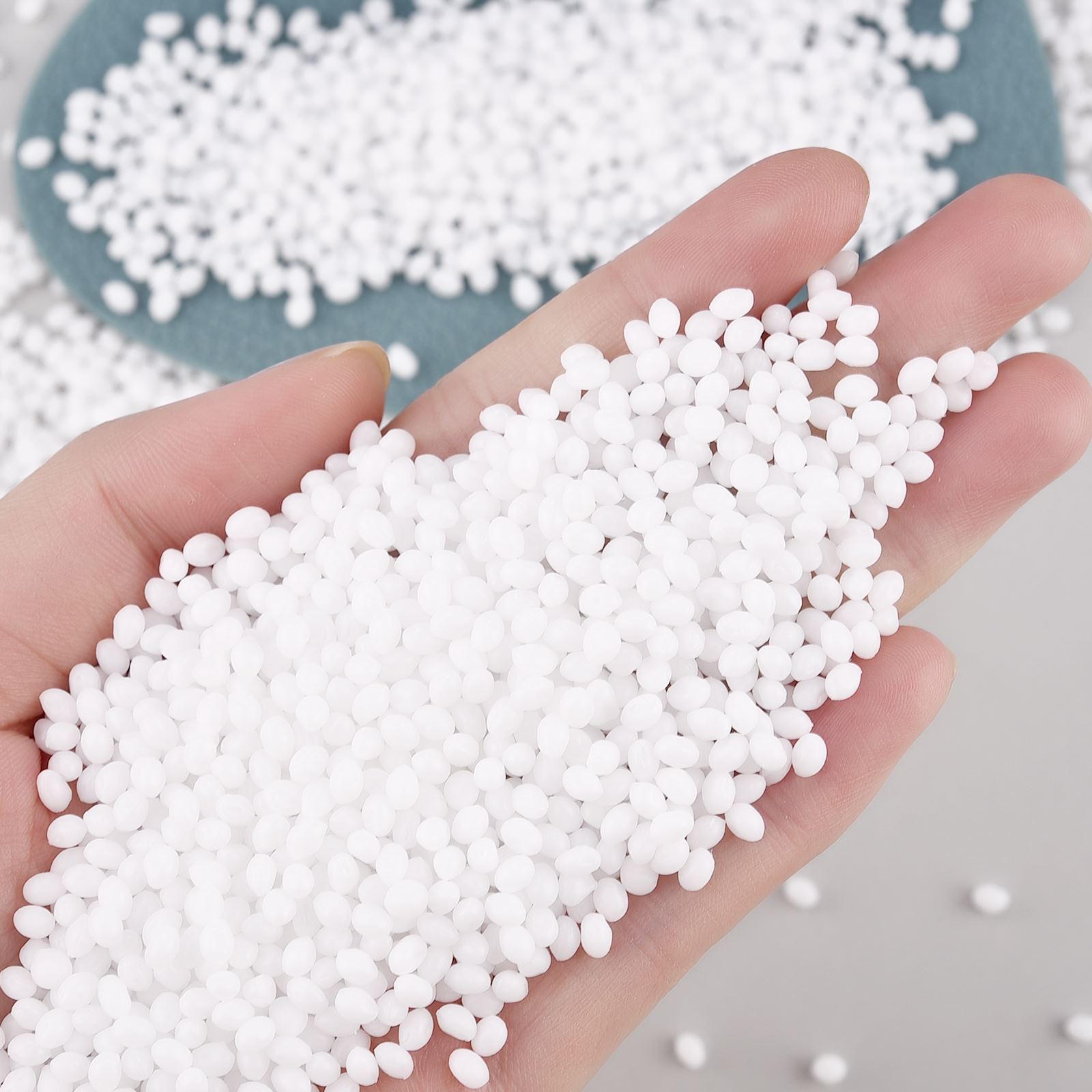 Thermoplastic Pellet - 20g-500g Resin Clay Polycaprolactone Polymorph Moldable